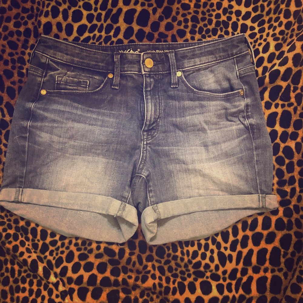 Mossimo high rise midi size 4 short